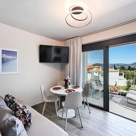 Ionian Pearl Apartament *