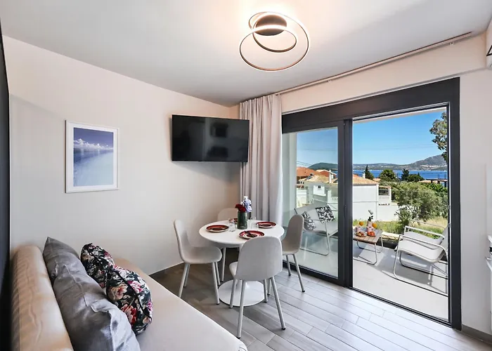 Ionian Pearl Apartment *